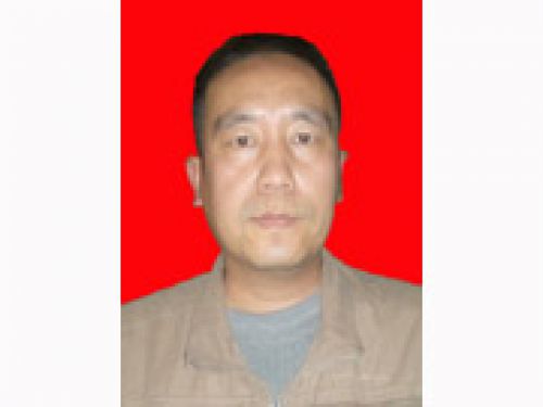名誉院长龚大馨